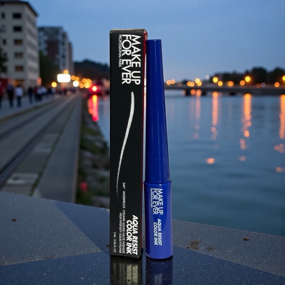 MAKE UP FOR EVER Aqua Resist Blue Liquid Eyeliner Waterproof Matte in COBALT - Picture 7 of 8